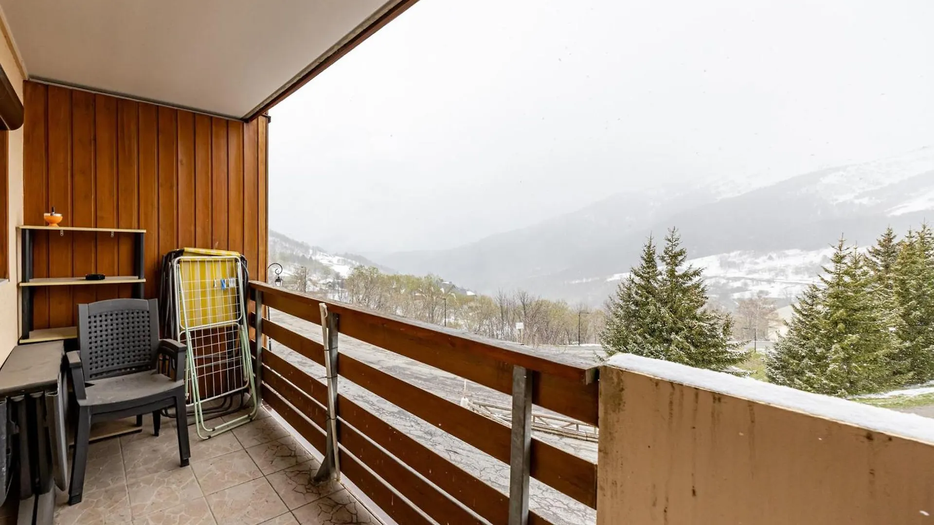 Studio Cosy 4 Pers Avec Balcon Sud, Au Pied Des Pistes Et Commerces A Saint Francois Longchamp - Fr-1-807-31