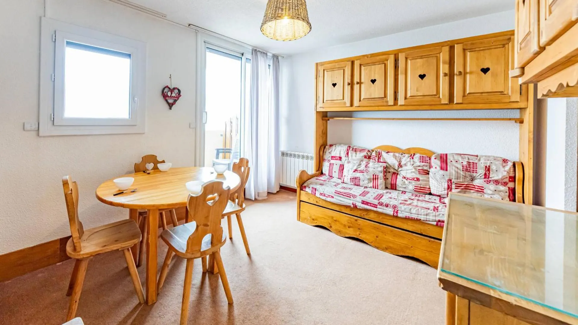 Studio Cosy 4 Pers Avec Balcon Sud, Au Pied Des Pistes Et Commerces A Saint Francois Longchamp - Fr-1-807-31 דירה