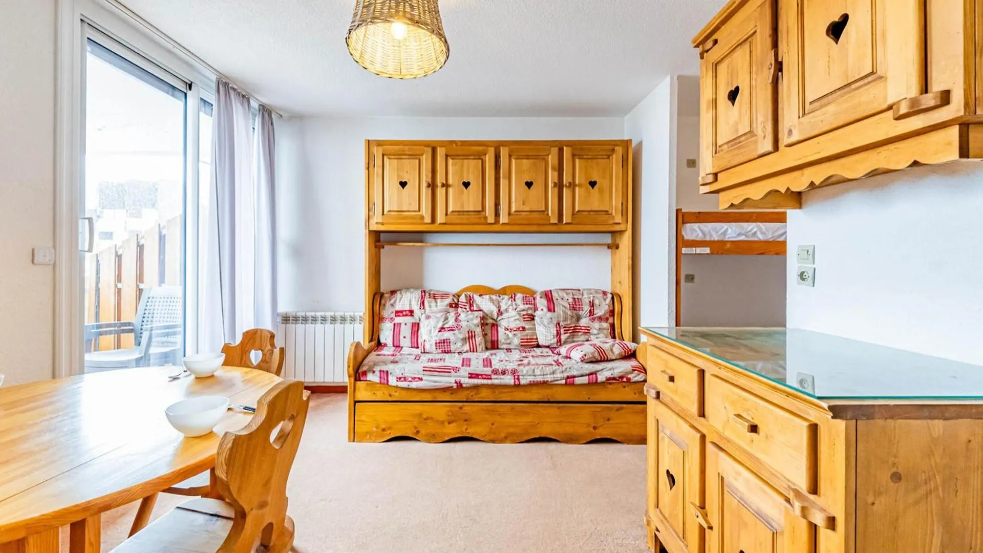 Studio Cosy 4 Pers Avec Balcon Sud, Au Pied Des Pistes Et Commerces A Saint Francois Longchamp - Fr-1-807-31 0*, סן-פרנסואה-לונשאמפ צרפת